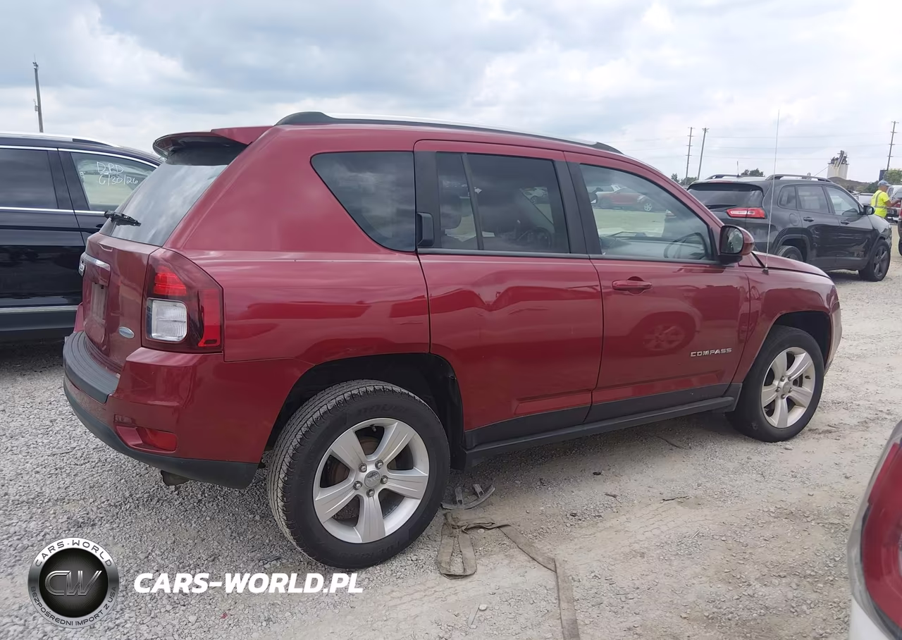 2014 Jeep Compass Latitude VIN:1C4NJCEB8ED559844 - 14