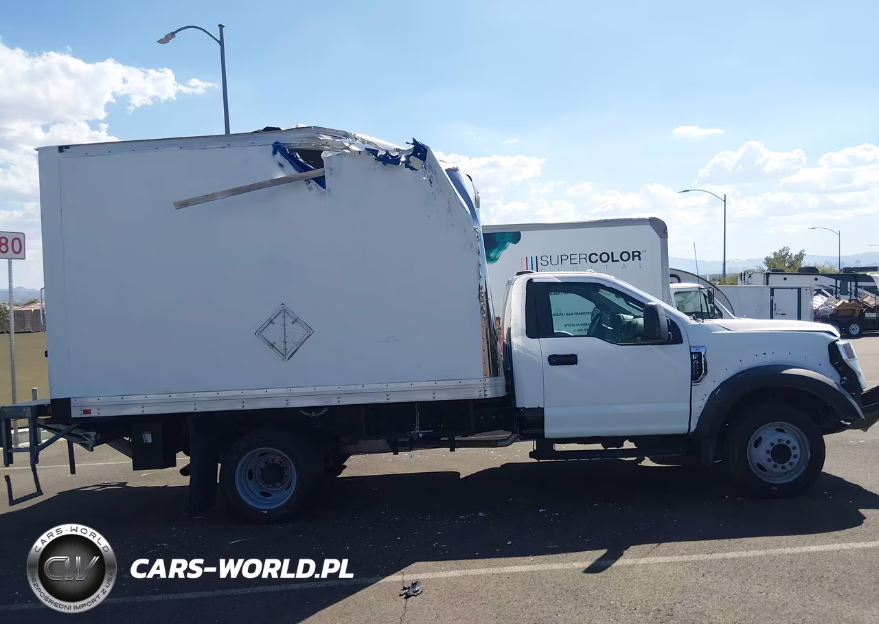 2022 Ford F-450 Chassis Xl-Xlt VIN:1FDUF4GN9NED27723 - 13