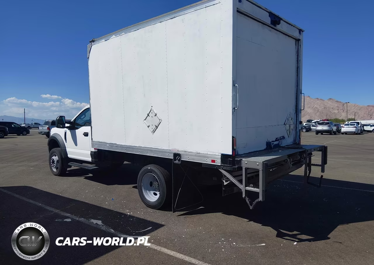 2022 Ford F-450 Chassis Xl-Xlt VIN:1FDUF4GN9NED27723 - 3