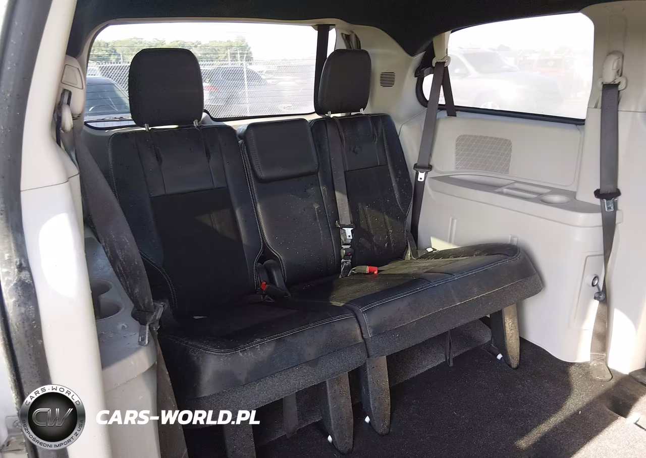 2019 Dodge Grand Caravan Sxt VIN:2C4RDGCG6KR748452 - 19