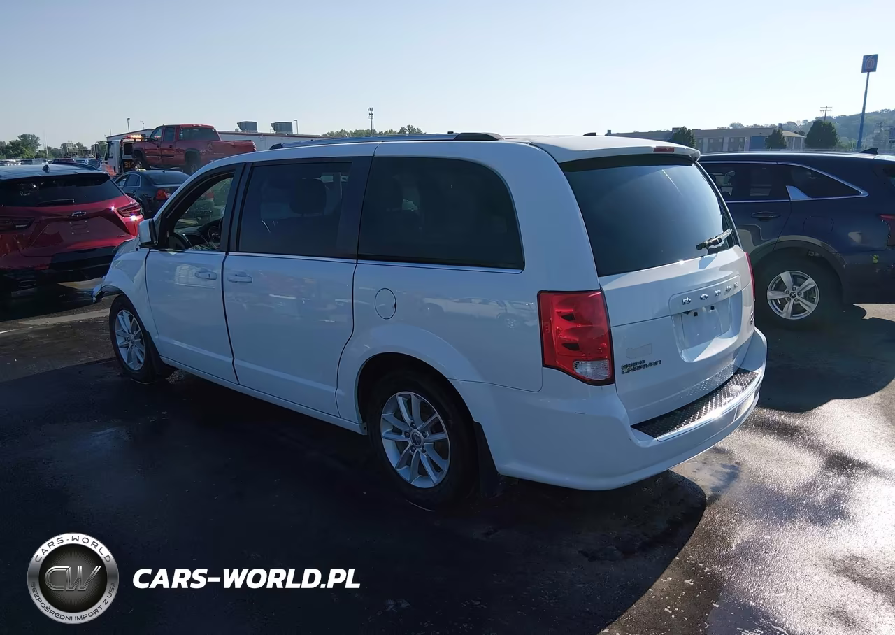 2019 Dodge Grand Caravan Sxt VIN:2C4RDGCG6KR748452 - 3