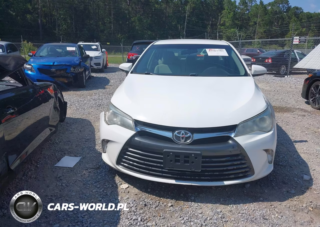 2015 Toyota Camry Le VIN:4T4BF1FK7FR507356 - 12
