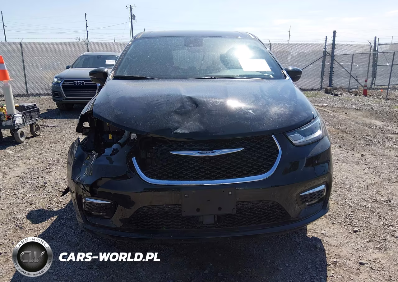 2026 Chrysler Pacifica Select VIN:2C4RC1BG8TR263622 - 12