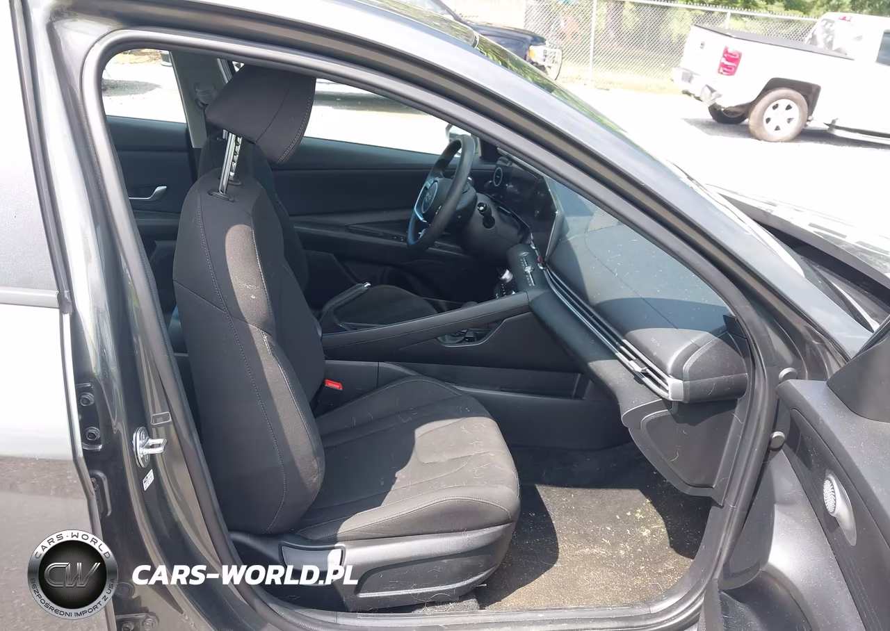 2024 Hyundai Elantra Sel VIN:KMHLM4DG1RU656869 - 5