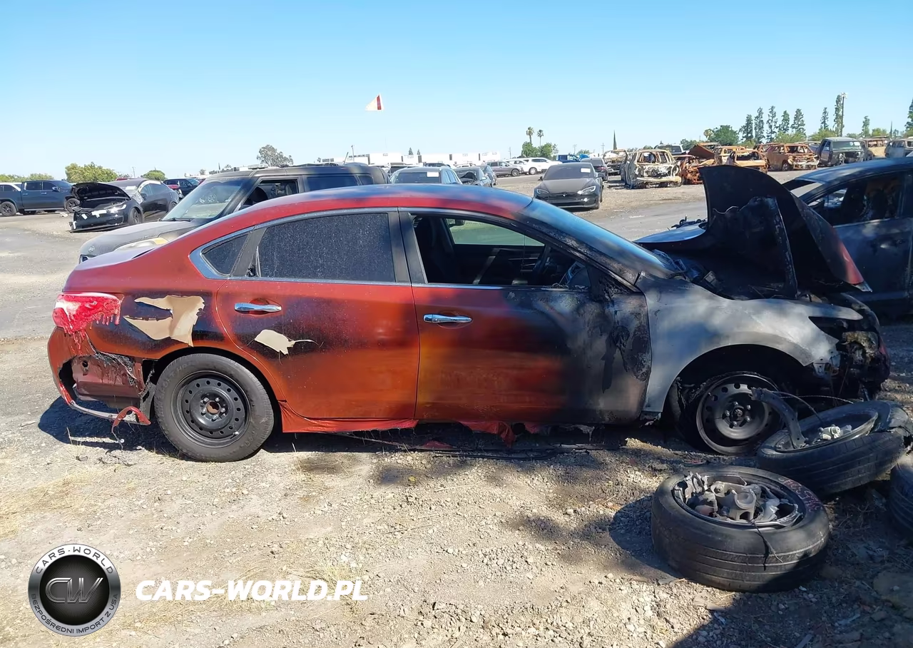 2017 Nissan Altima 2.5 S VIN:1N4AL3AP8HN339036 - 13
