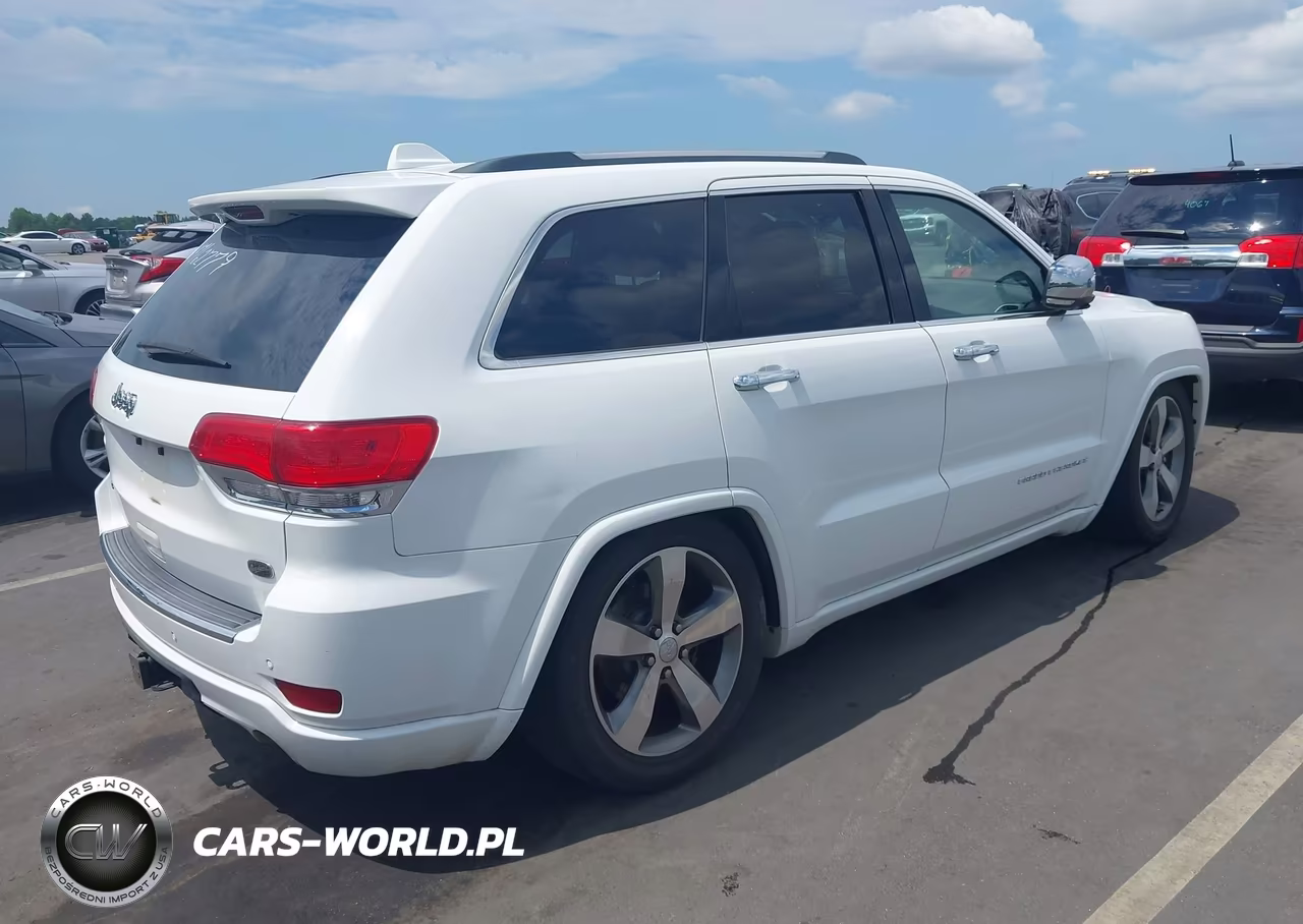 2016 Jeep Grand Cherokee Overland VIN:1C4RJFCG3GC379942 - 4