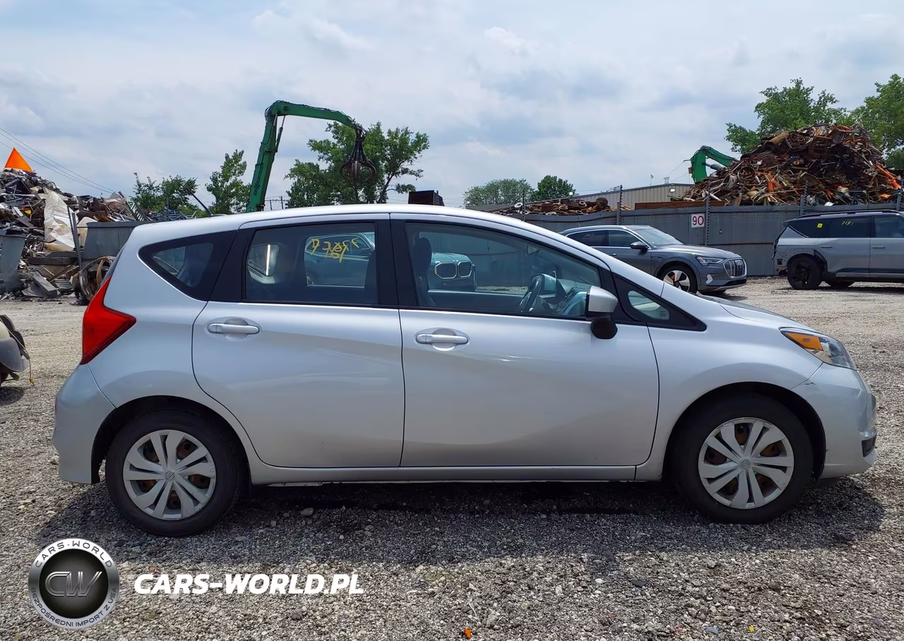 2017 Nissan Versa Note Sv VIN:3N1CE2CP1HL370300 - 13