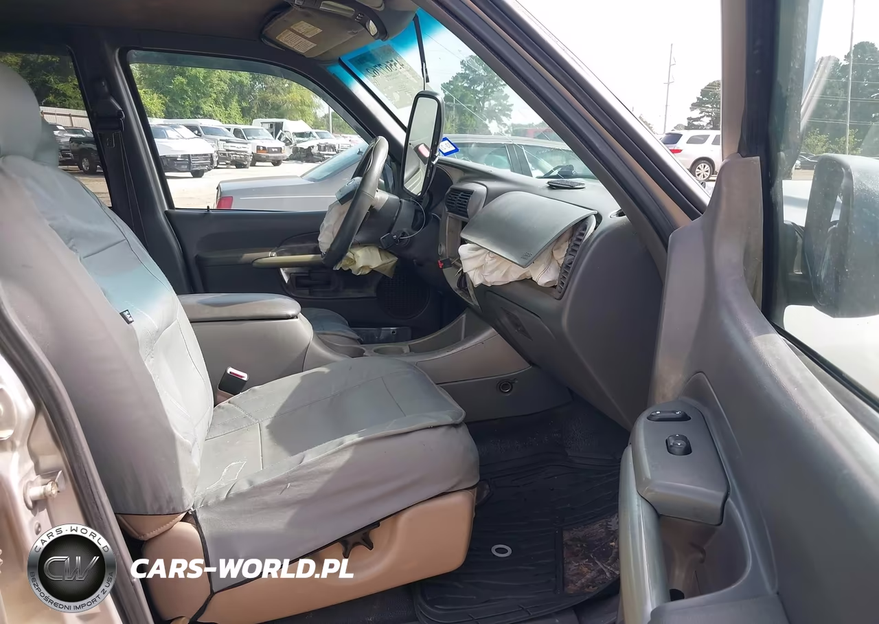 2002 Ford Explorer Sport Trac VIN:1FMZU67E52UD00107 - 5