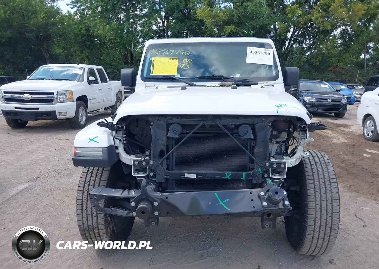 2020 Jeep Wrangler Unlimited Sahara VIN:1C4HJXEN7LW172282 - 12