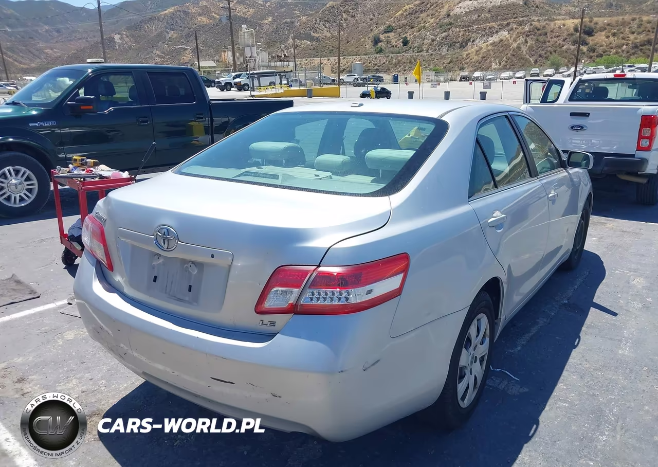 2011 Toyota Camry Le VIN:4T4BF3EK2BR128076 - 4