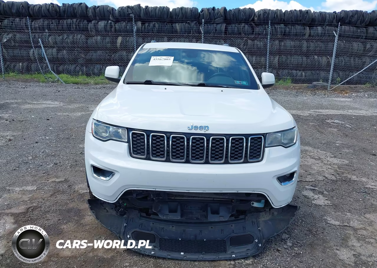 2018 Jeep Grand Cherokee Laredo E 4X4 VIN:1C4RJFAG3JC443763 - 12