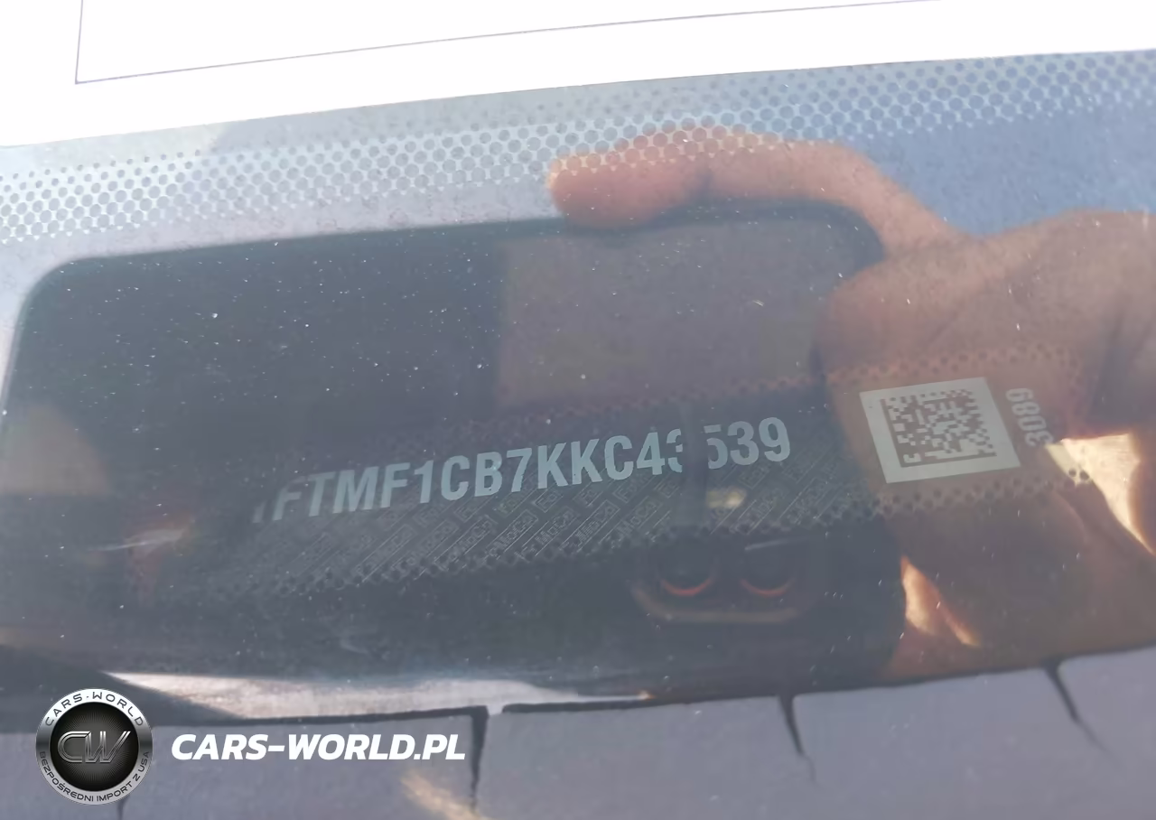 2019 Ford F-150 Xl-Xlt VIN:1FTMF1CB7KKC43539 - 9