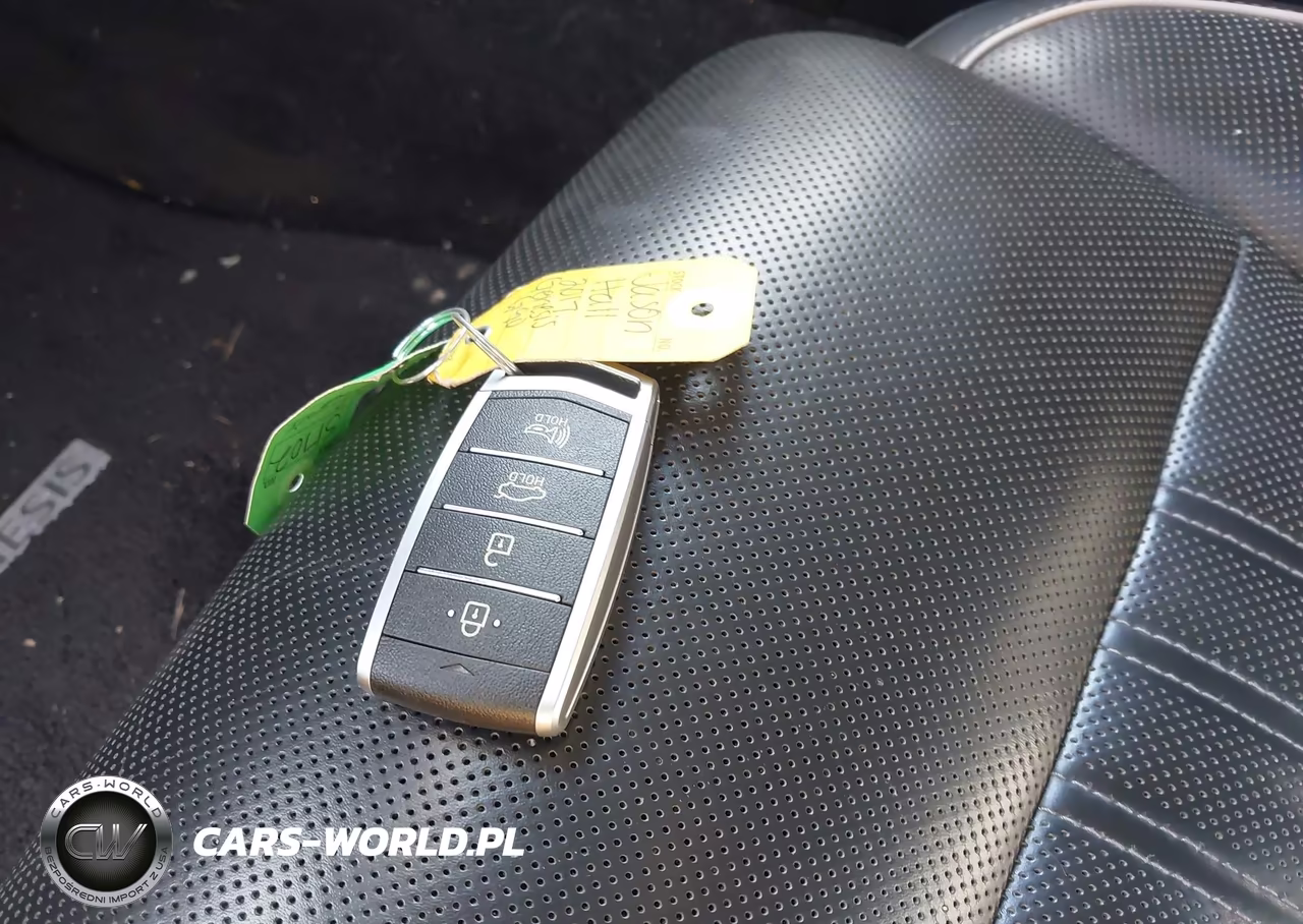 2017 Genesis G90 VIN:KMHG54JH8HU023957 - 11