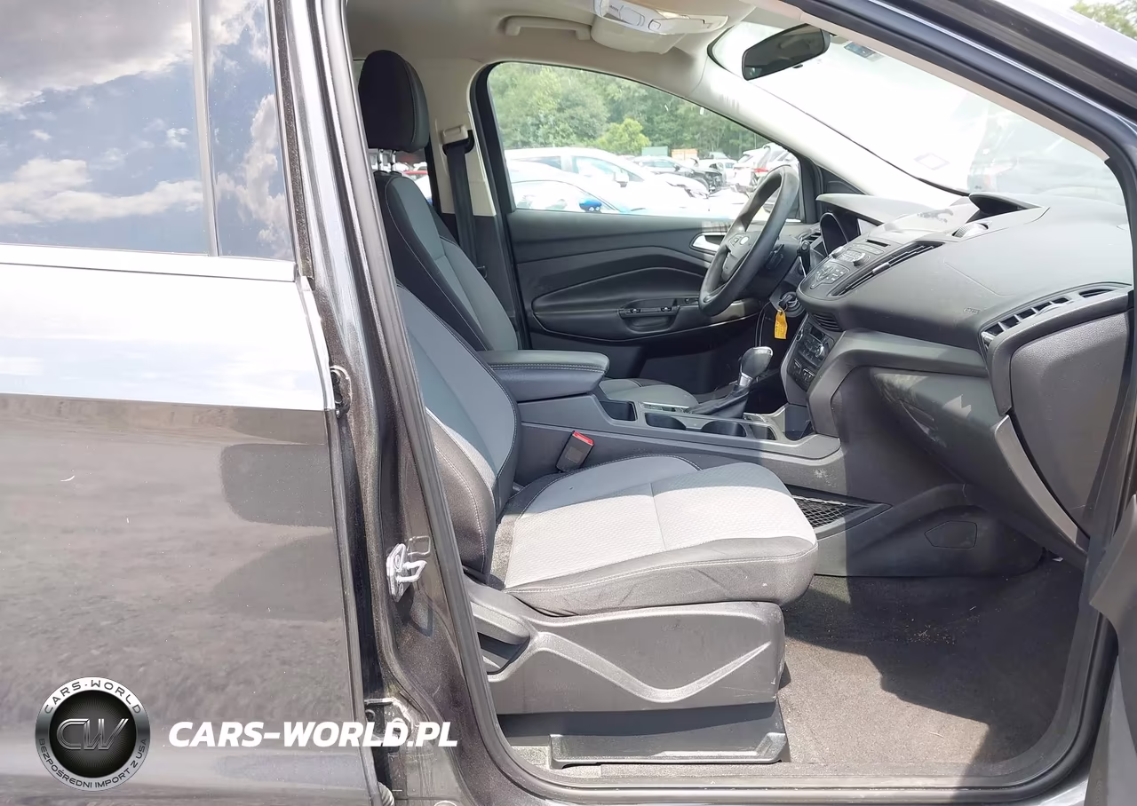 2017 Ford Escape Se VIN:1FMCU0GD5HUE07628 - 5