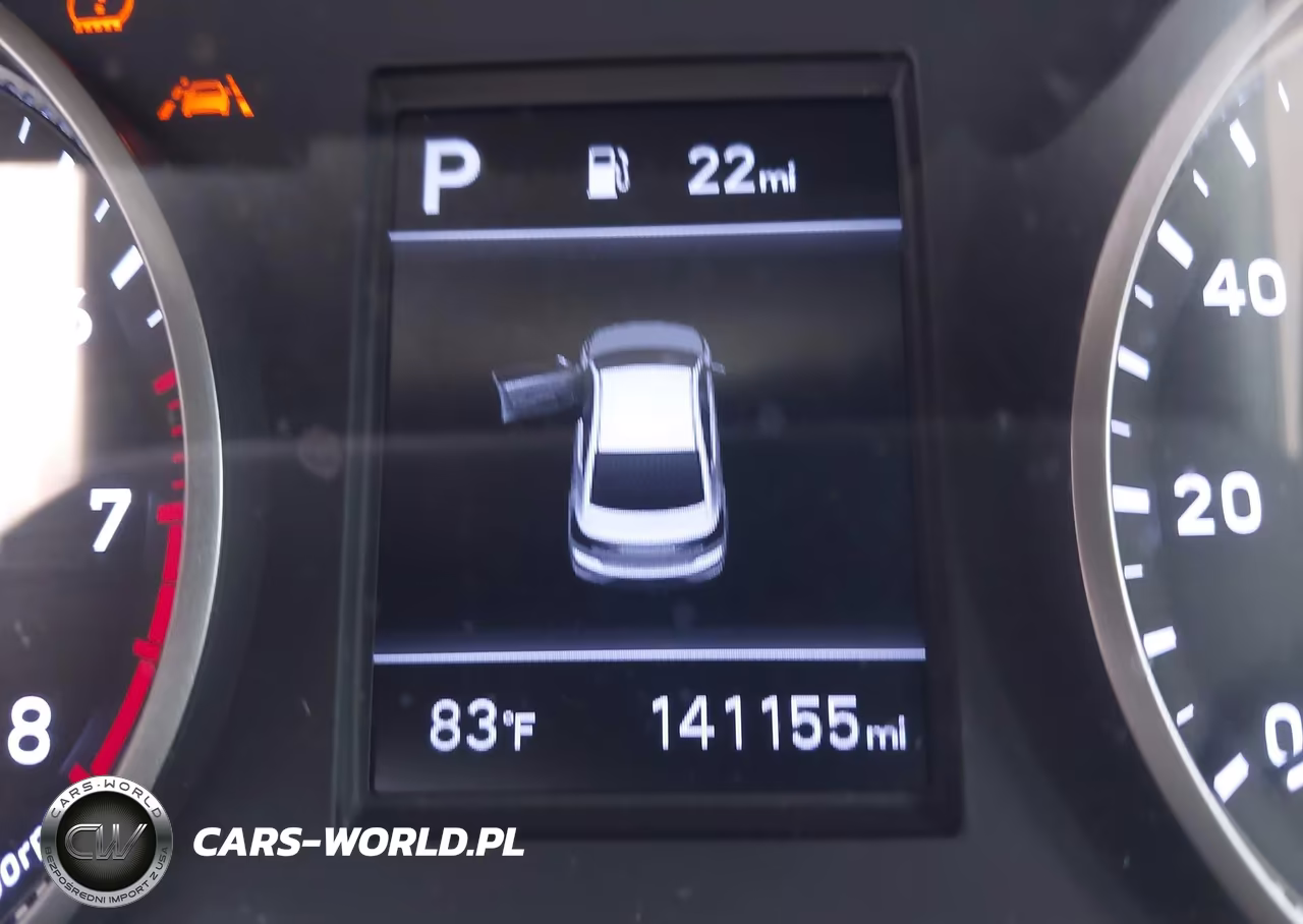 2020 Hyundai Elantra Sel VIN:5NPD84LF4LH555901 - 18