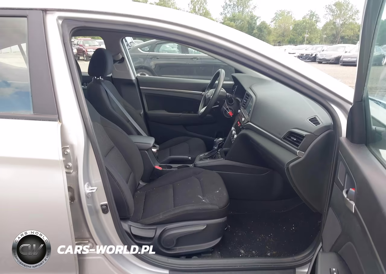 2020 Hyundai Elantra Sel VIN:5NPD84LF4LH555901 - 5