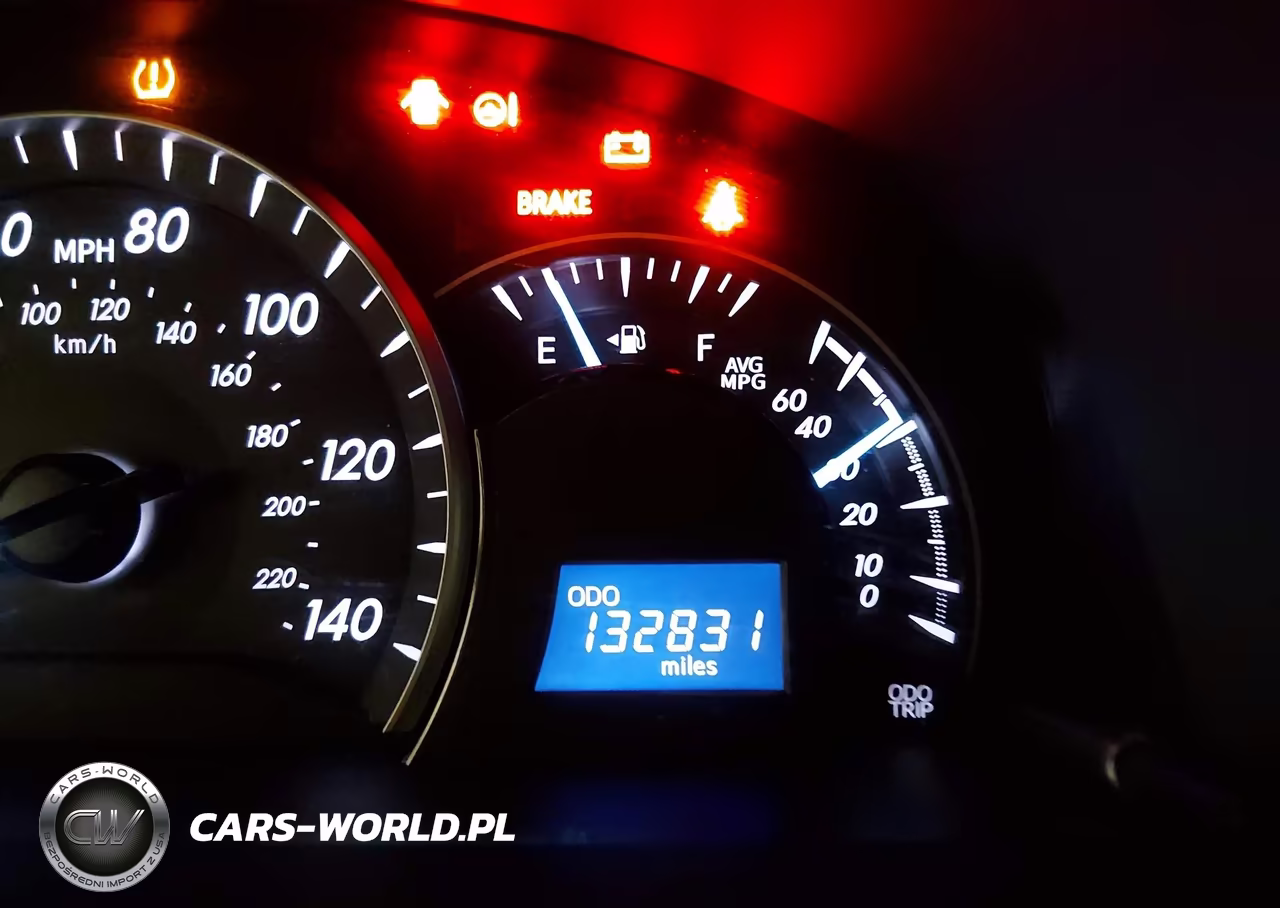 2015 Toyota Camry Le VIN:4T1BF1FK0FU492838 - 16