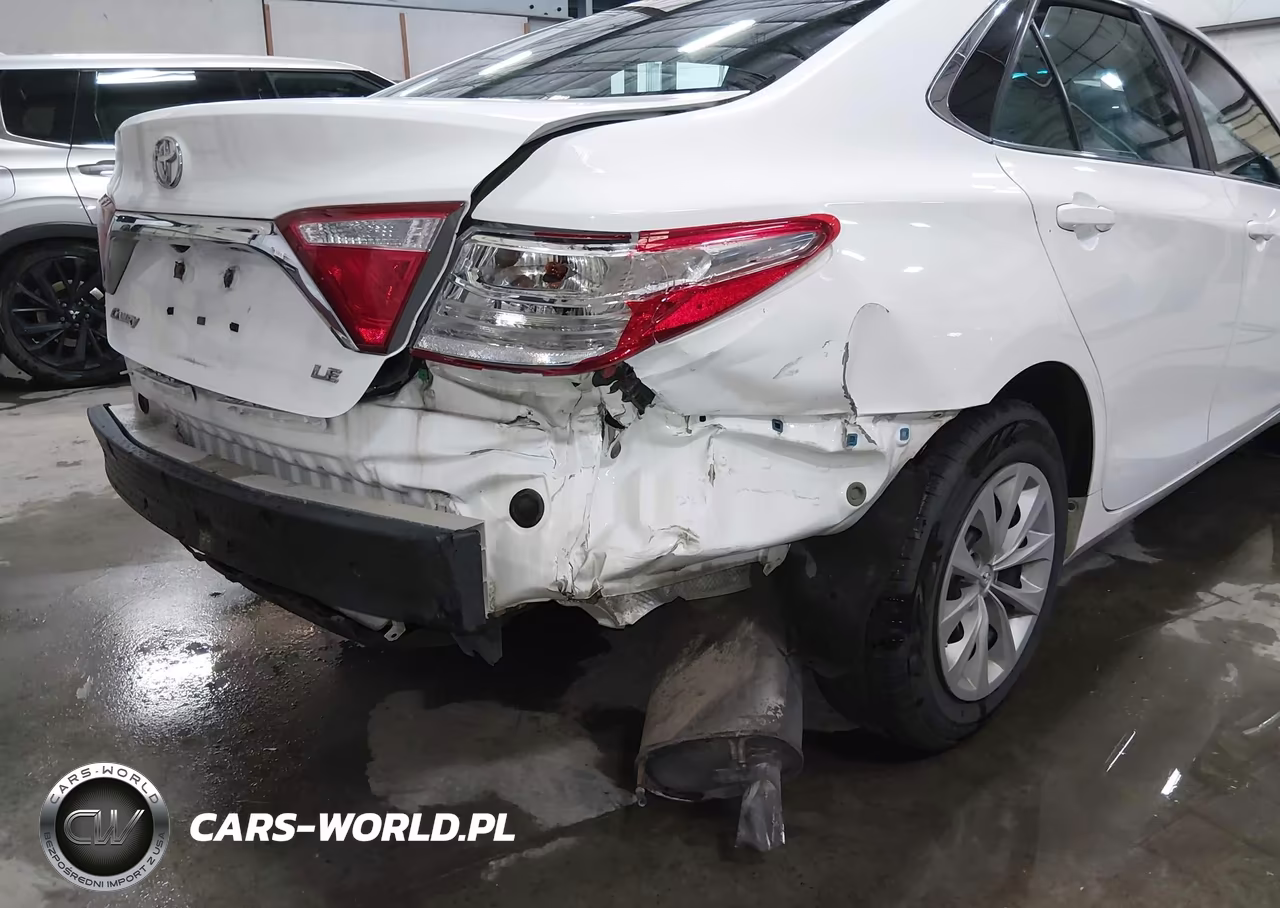 2015 Toyota Camry Le VIN:4T1BF1FK0FU492838 - 6