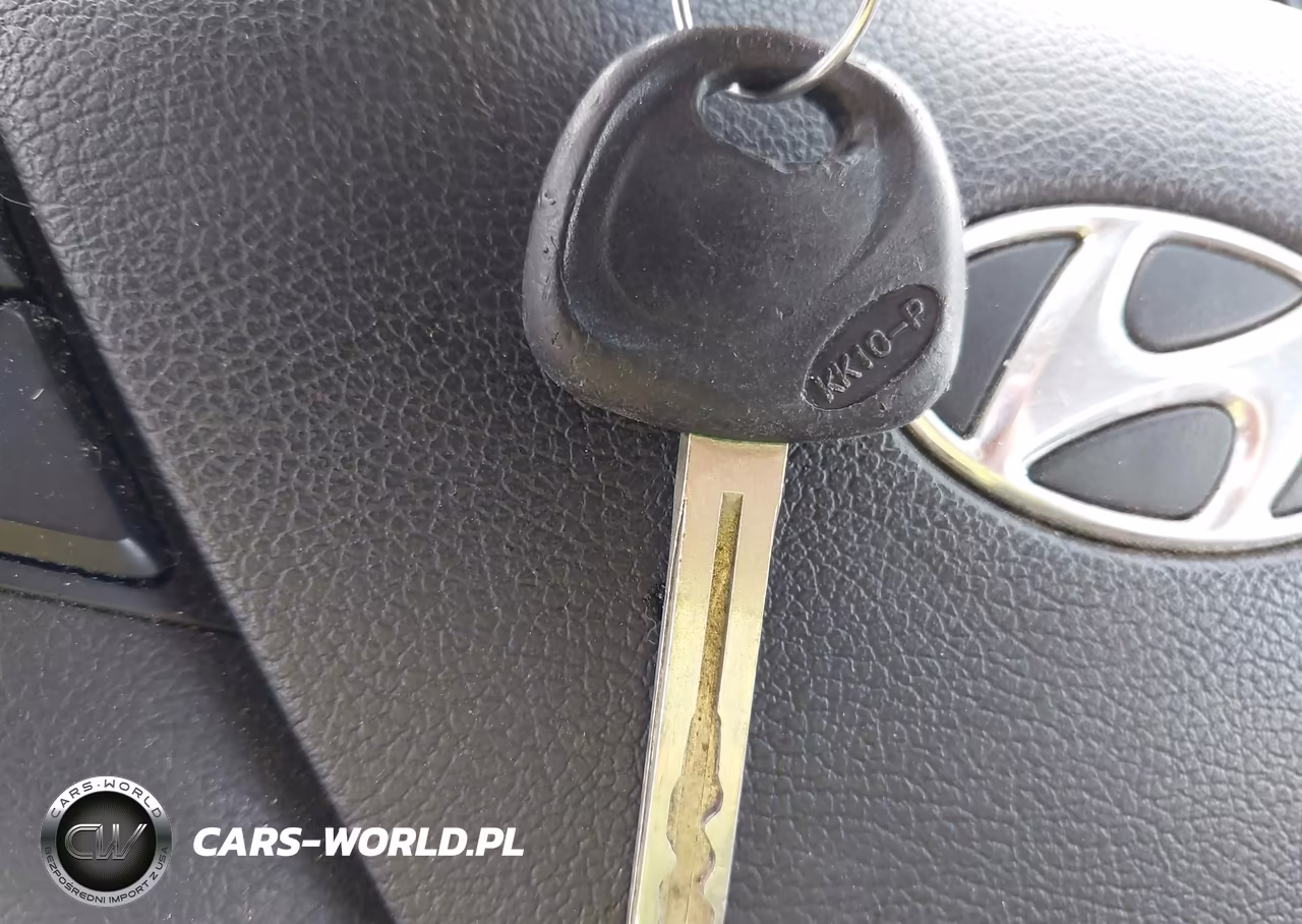 2011 Hyundai Sonata Gls VIN:5NPEB4AC7BH017075 - 11