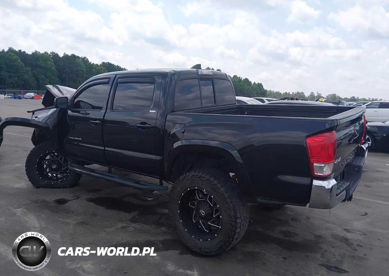 2017 Toyota Tacoma Sr5 V6 VIN:5TFCZ5AN7HX117653 - 3