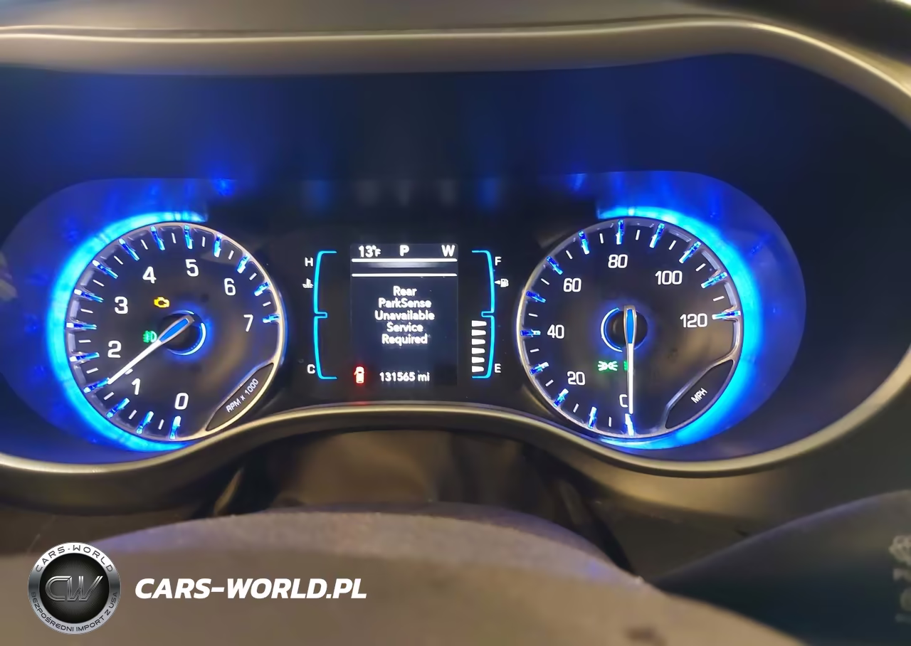 2017 Chrysler Pacifica Touring-L VIN:2C4RC1BG7HR823573 - 7