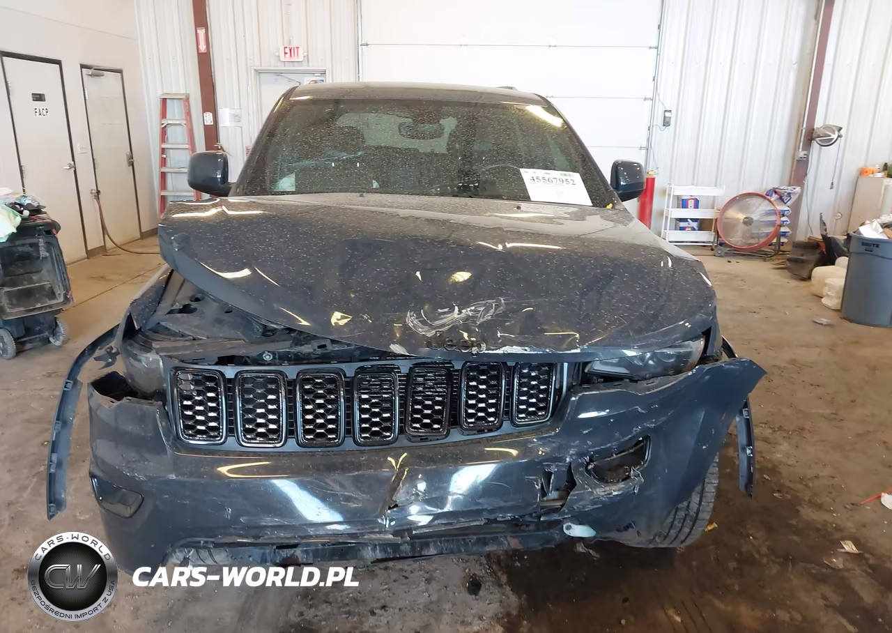 2018 Jeep Grand Cherokee Altitude 4X4 VIN:1C4RJFAG7JC156488 - 12