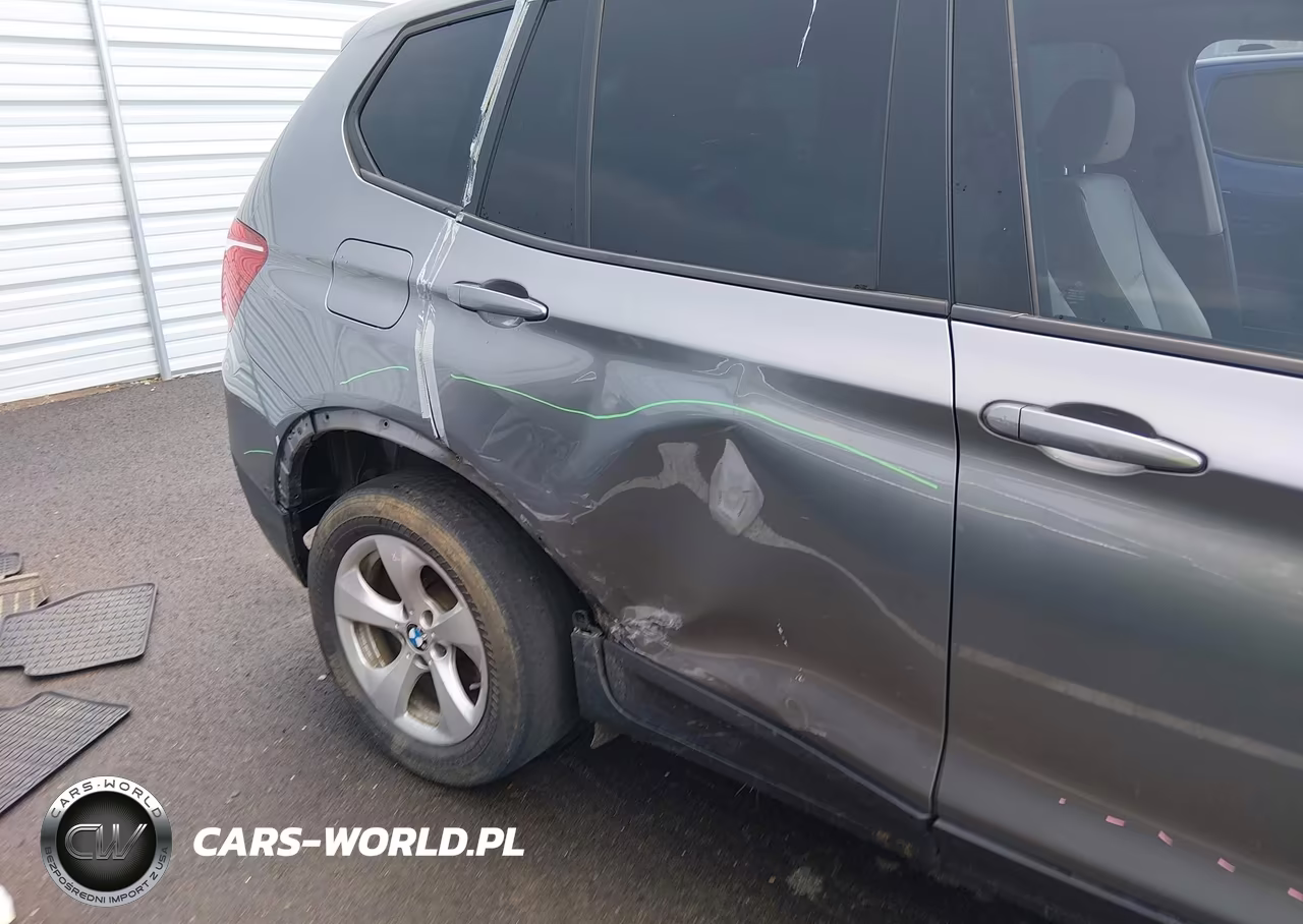 2011 BMW X3 xDrive28I VIN:5UXWX5C51BL710566 - 6