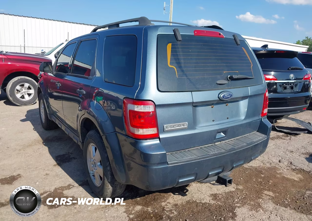 2012 Ford Escape Xls VIN:1FMCU0C73CKA22167 - 3