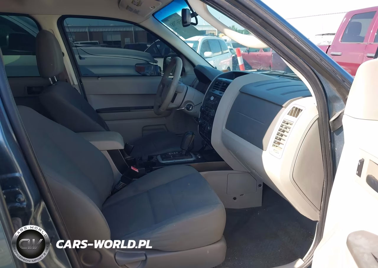 2012 Ford Escape Xls VIN:1FMCU0C73CKA22167 - 5