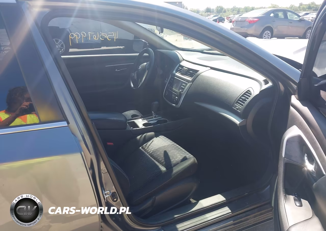 2016 Nissan Altima 2.5 S VIN:1N4AL3AP6GN310584 - 5