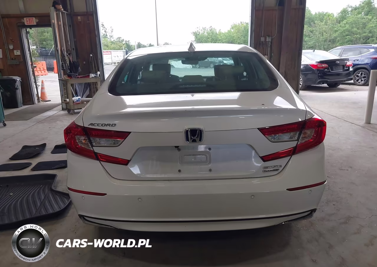 2022 Honda Accord Hybrid Touring VIN:1HGCV3F92NA031307 - 16