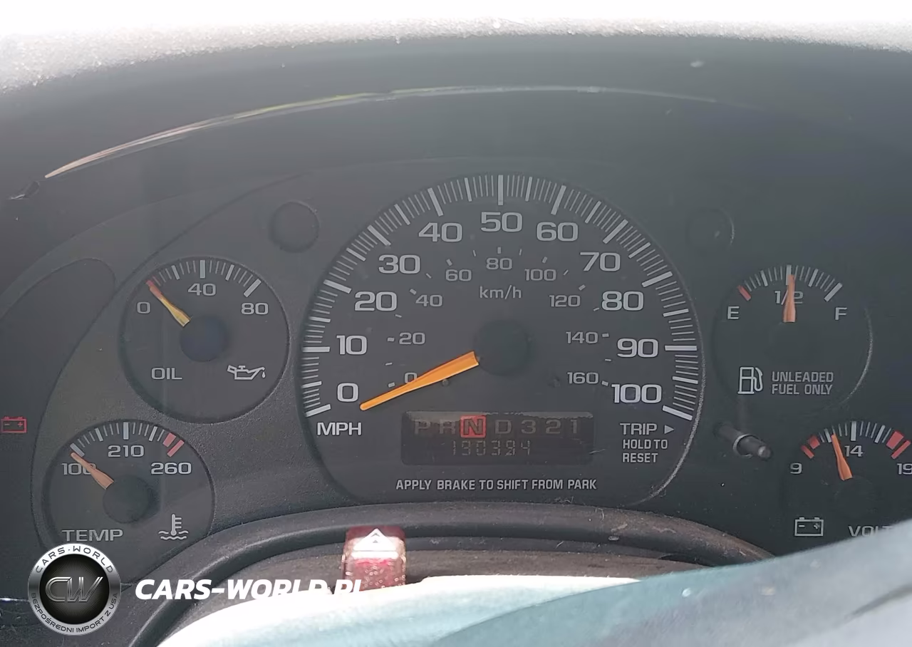2000 Chevrolet Express Upfitter Pkg. VIN:1GBFG15R8Y1111084 - 7