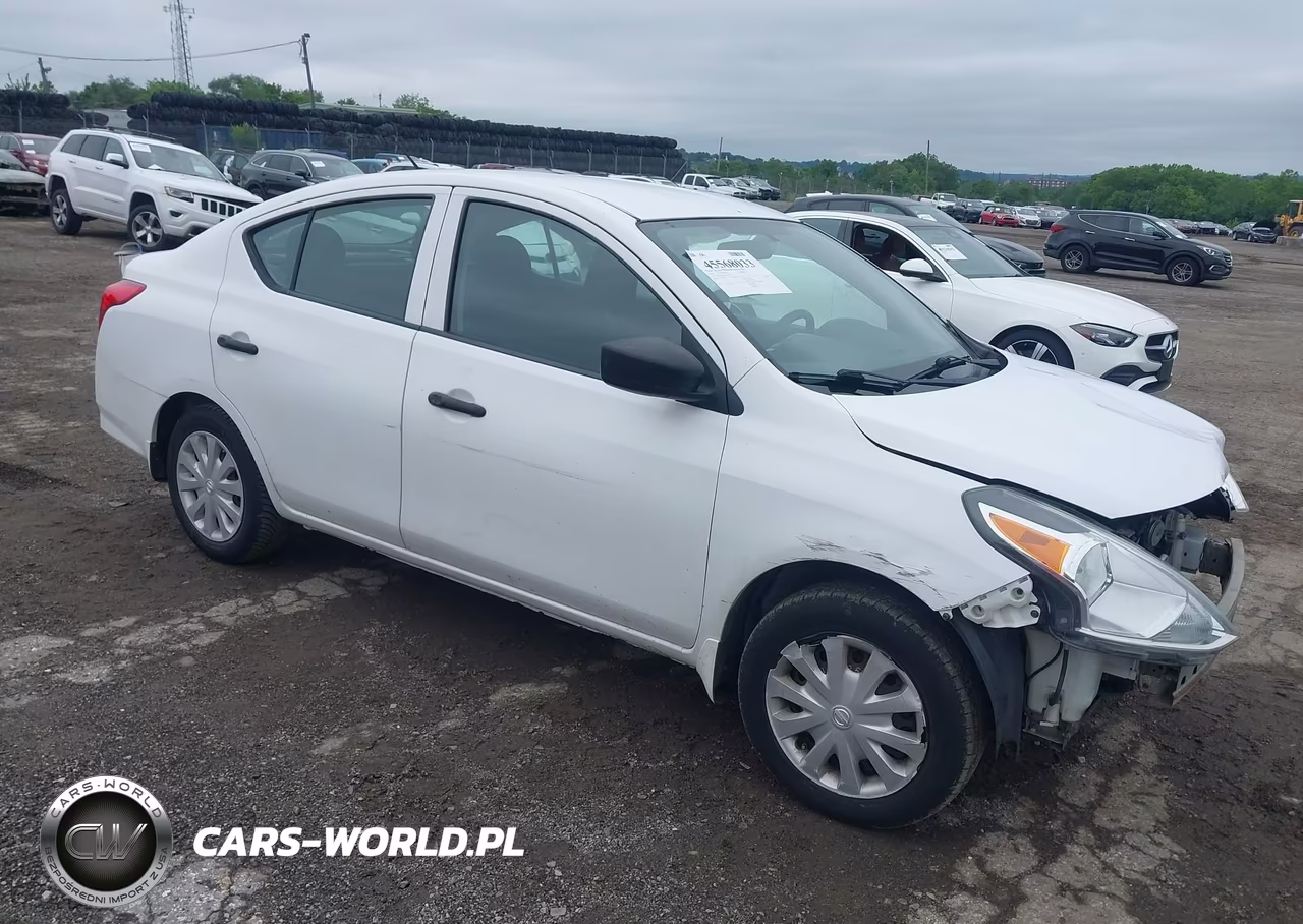 2016 Nissan Versa 1.6 S – zdjęcie 1 z 16