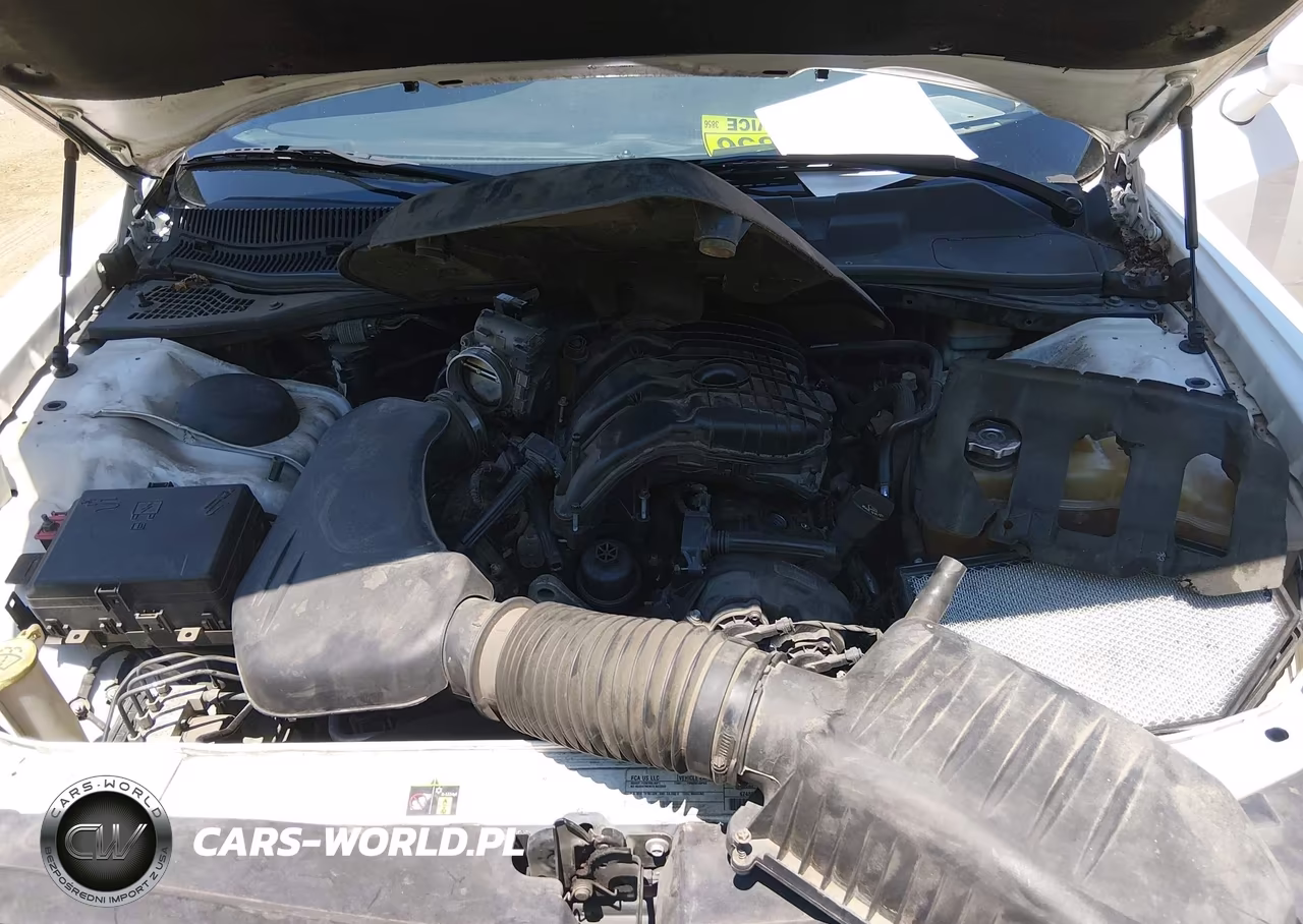 2015 Dodge Challenger Sxt VIN:2C3CDZAG7FH747654 - 10