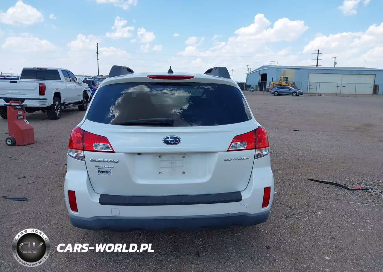 2014 Subaru Outback 2.5I Premium VIN:4S4BRCDC9E3298716 - 16