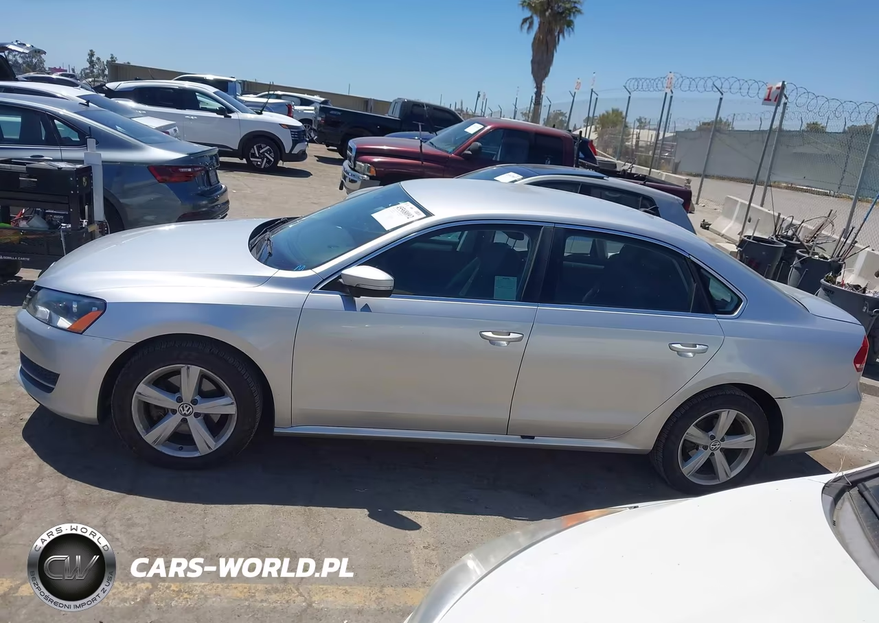 2013 Volkswagen Passat 2.5L Se VIN:1VWBH7A31DC066996 - 14
