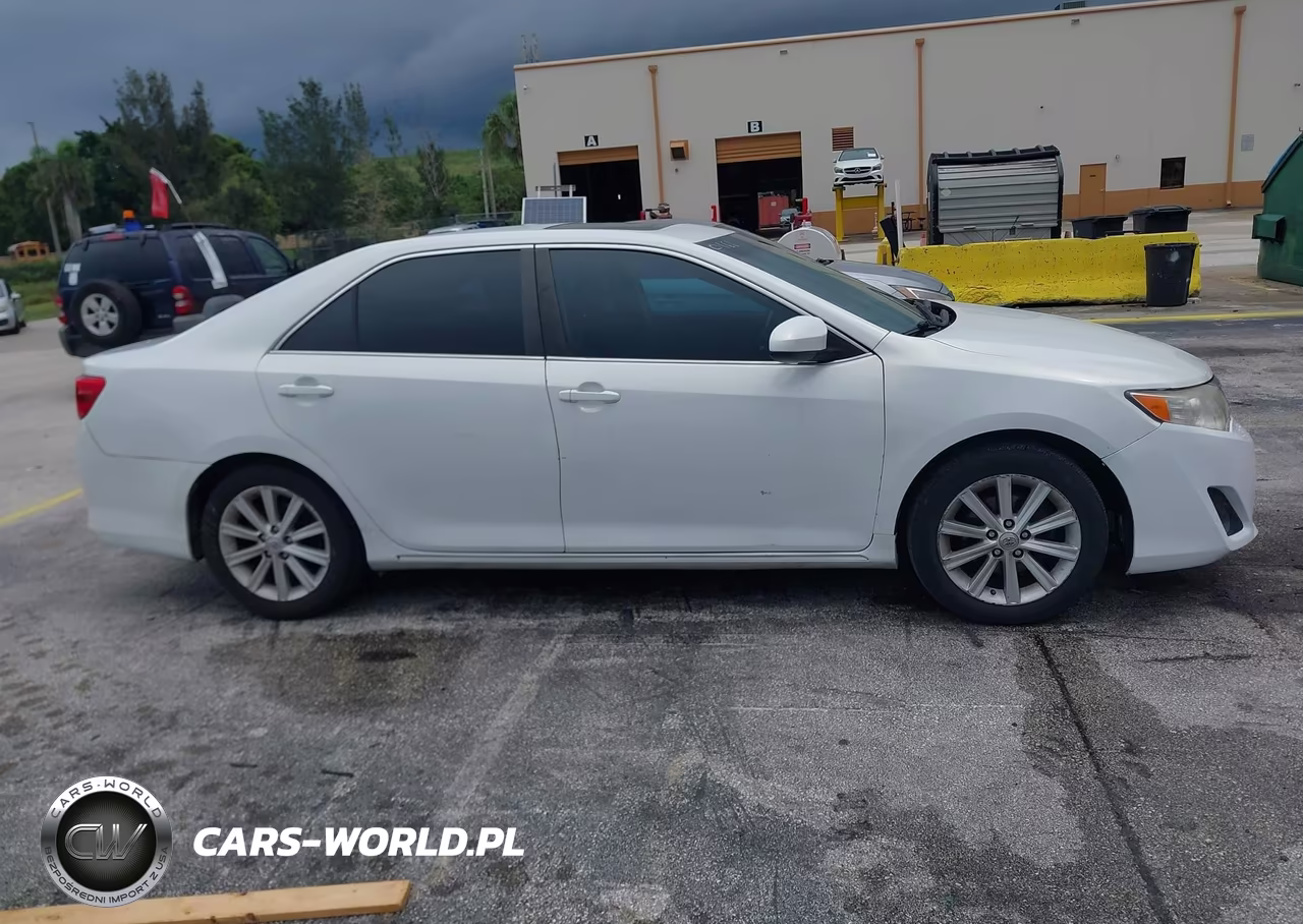 2012 Toyota Camry Xle VIN:4T1BF1FK1CU550161 - 13