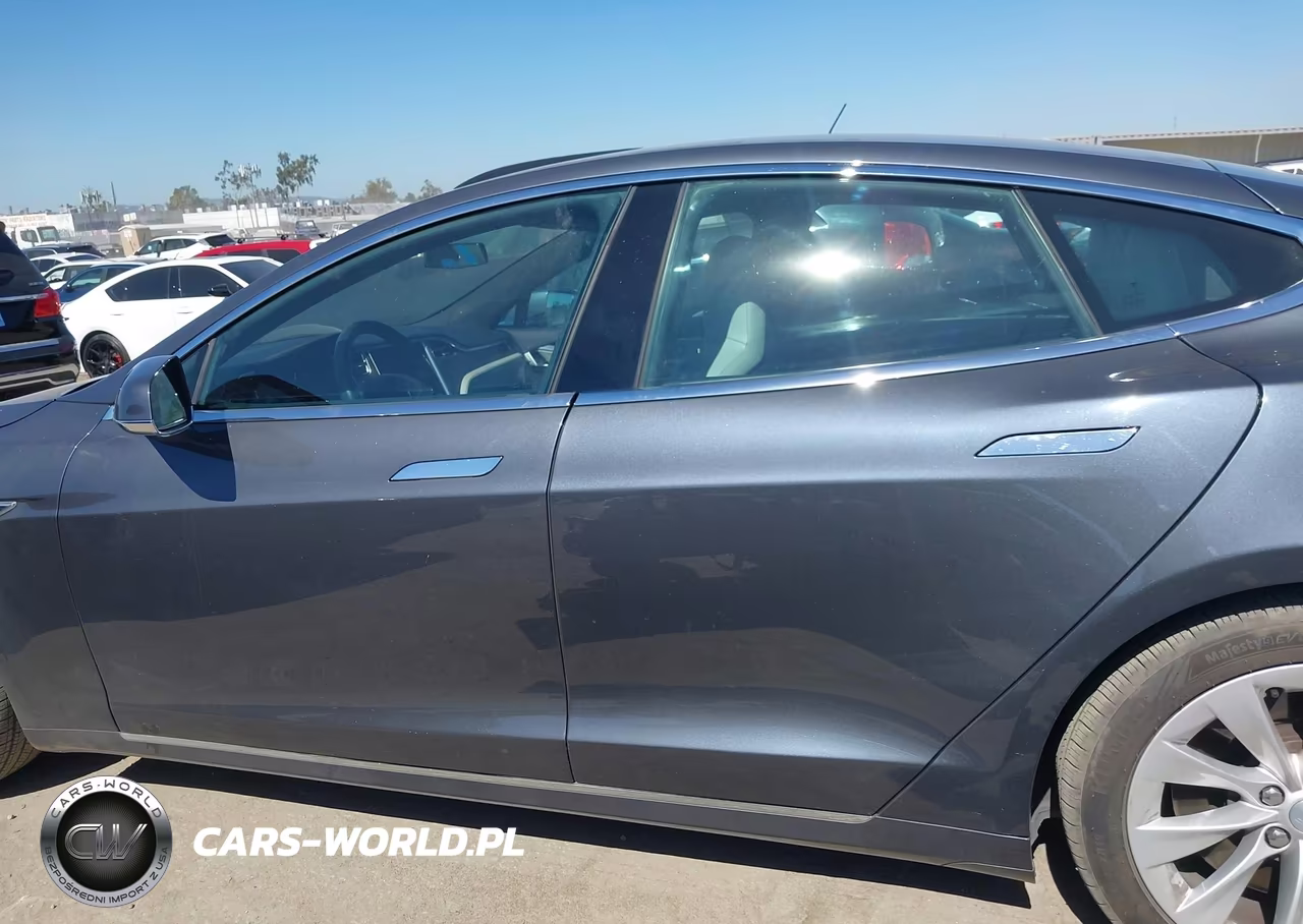 2016 Tesla Model S VIN:5YJSA1E19GF151329 - 14
