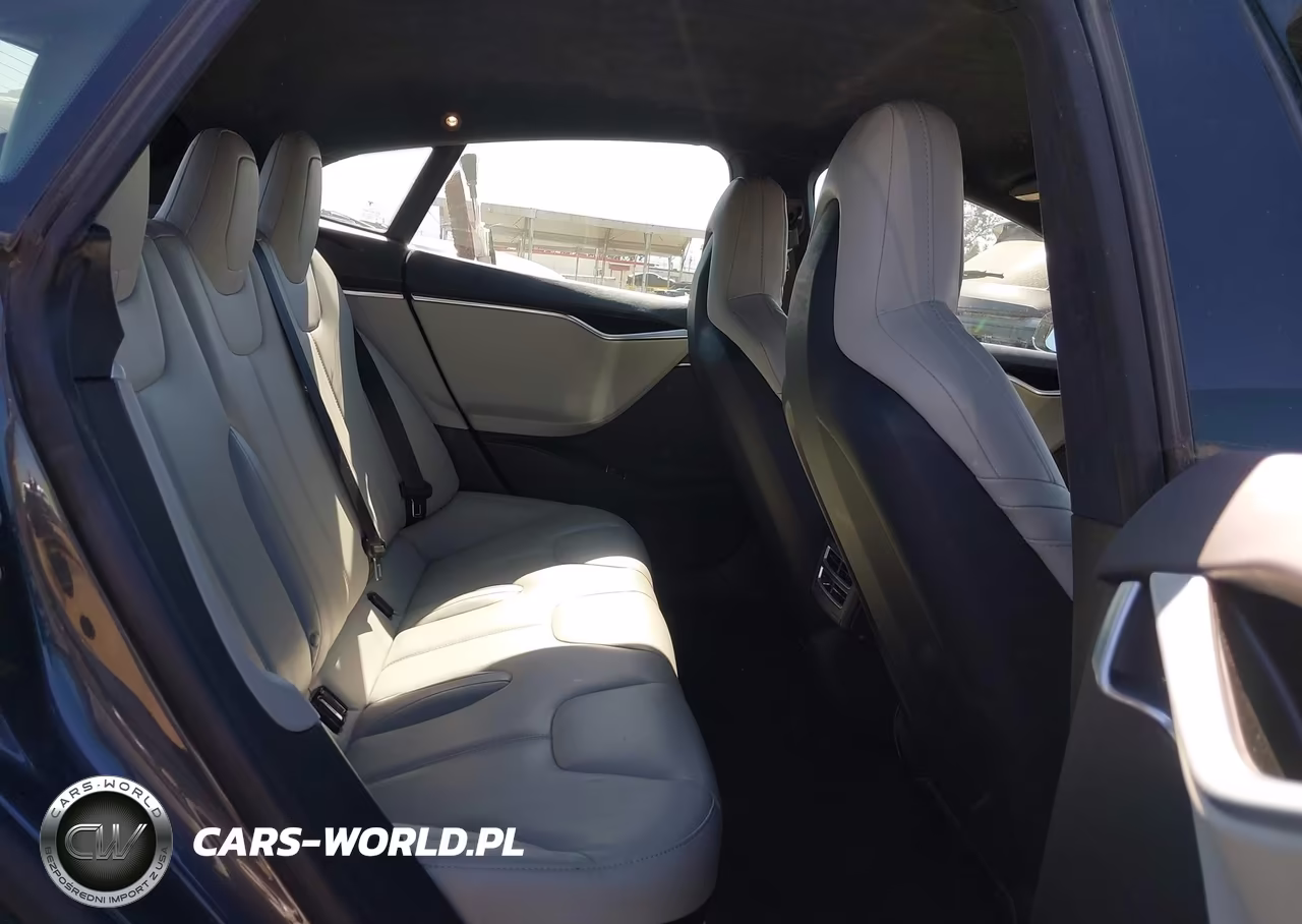 2016 Tesla Model S VIN:5YJSA1E19GF151329 - 8