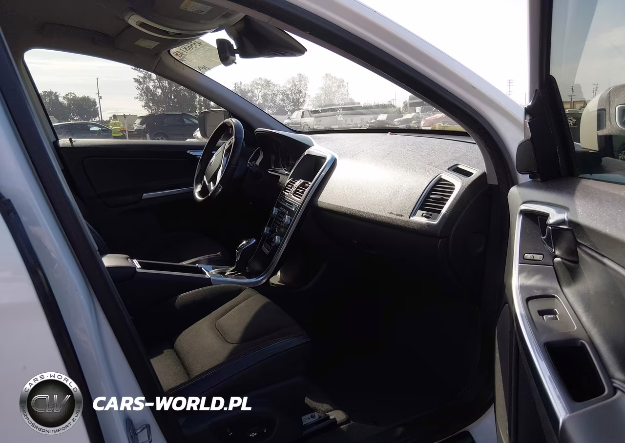 2016 Volvo Xc60 T5 Drive-E VIN:YV440MDJ3G2842404 - 5