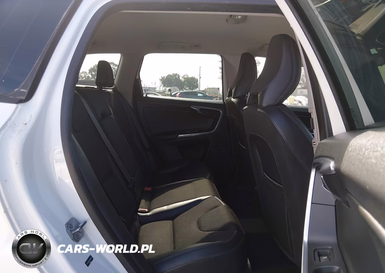 2016 Volvo Xc60 T5 Drive-E VIN:YV440MDJ3G2842404 - 8