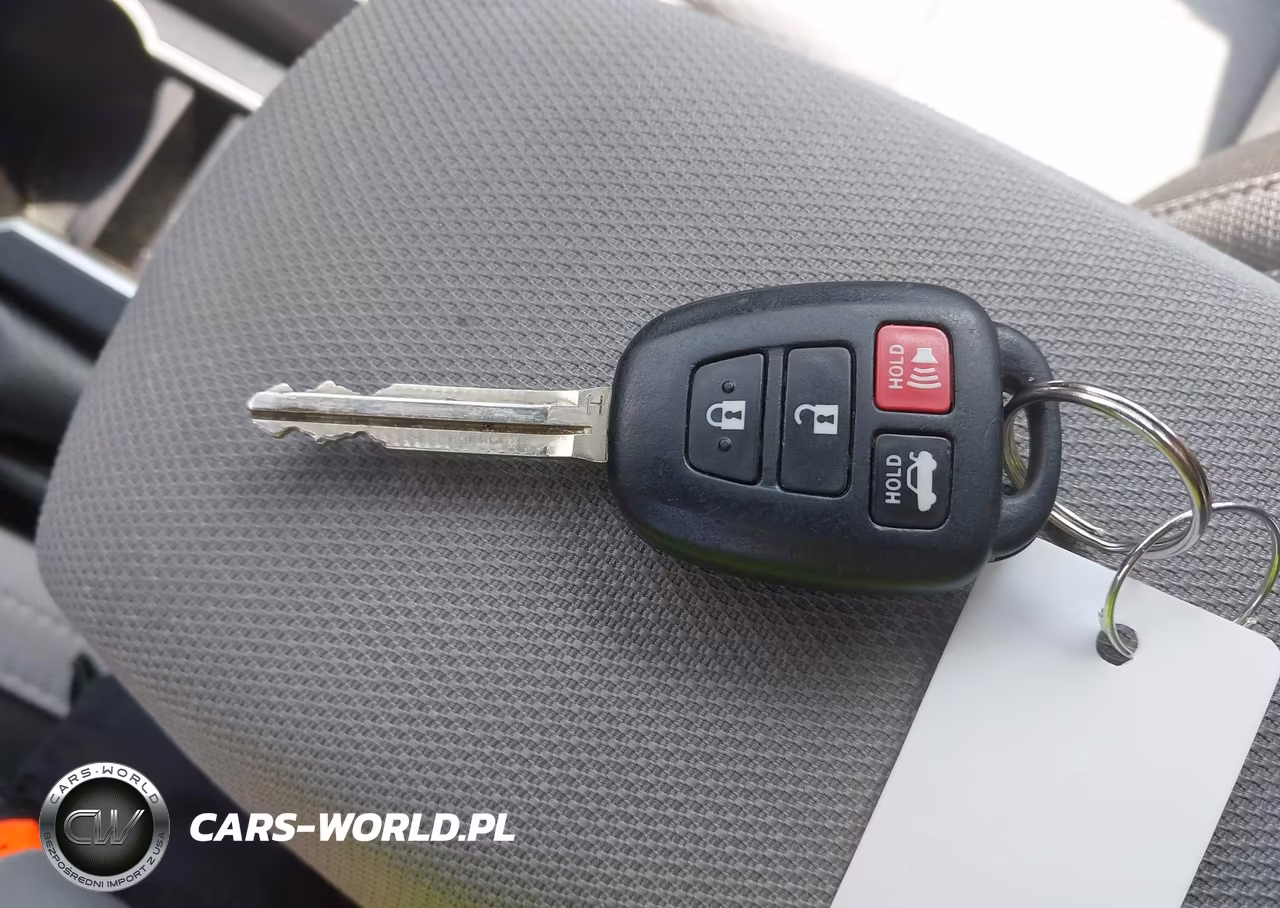 2019 Toyota Corolla Le VIN:5YFBURHE0KP926621 - 11