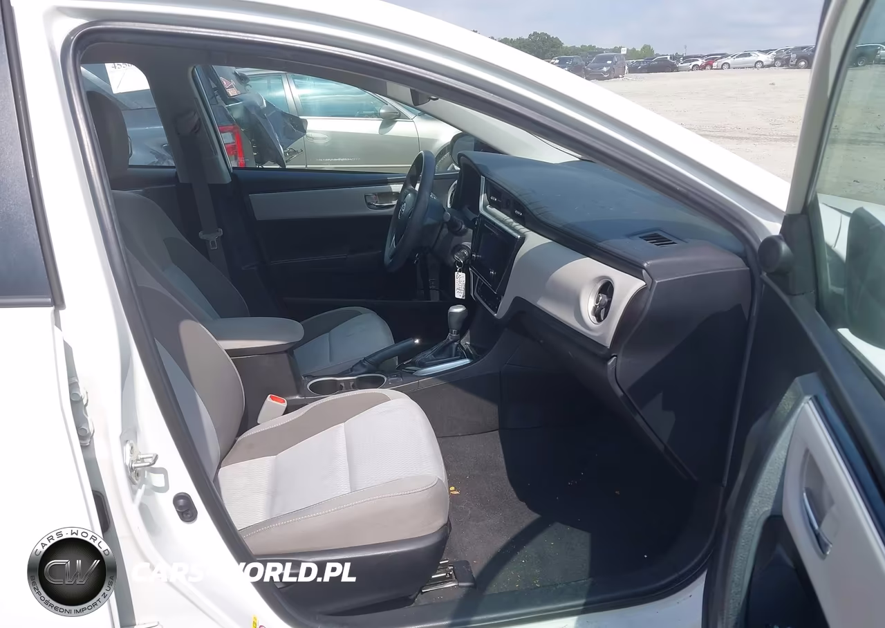 2019 Toyota Corolla Le VIN:5YFBURHE0KP926621 - 5
