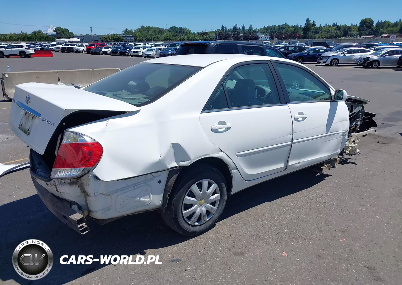 2006 Toyota Camry Le VIN:4T1BE32KX6U689018 - 4