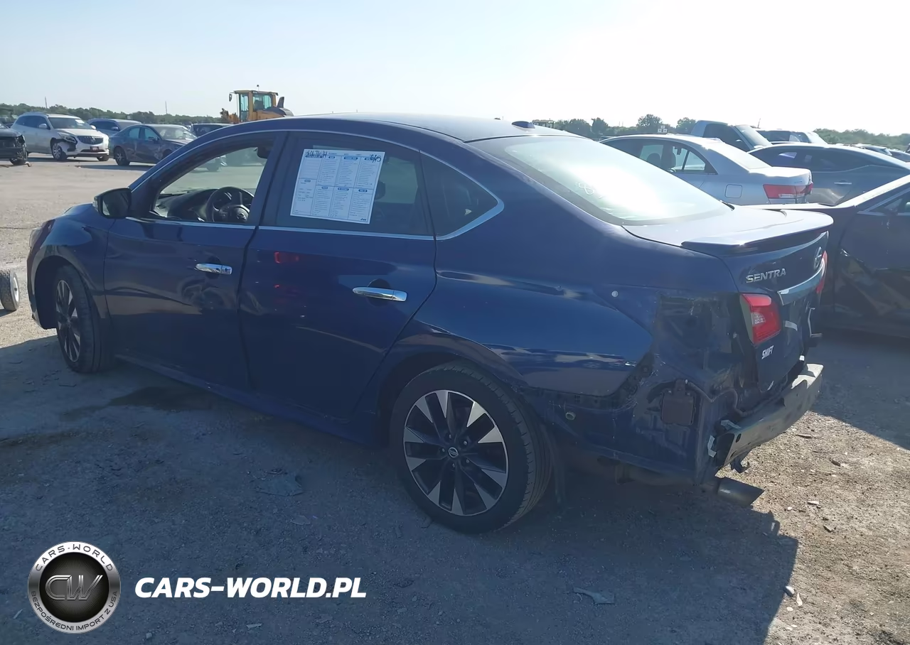 2017 Nissan Sentra Sr Turbo VIN:3N1CB7AP2HY237332 - 3