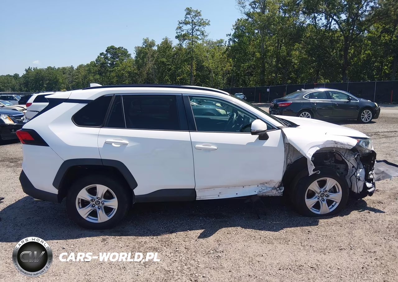 2020 Toyota Rav4 Xle VIN:2T3W1RFV6LC053625 - 13