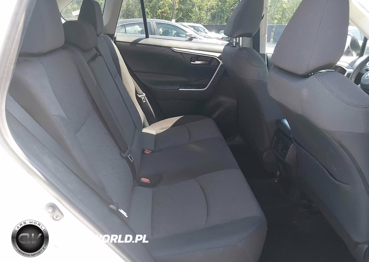 2020 Toyota Rav4 Xle VIN:2T3W1RFV6LC053625 - 8