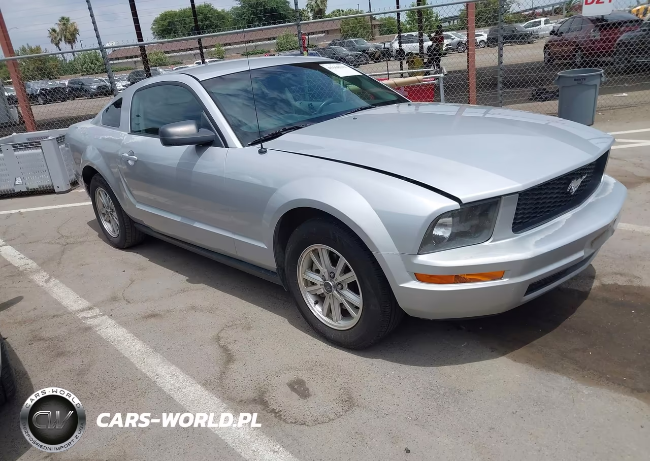2008 Ford Mustang V6 Deluxe-V6 Premium