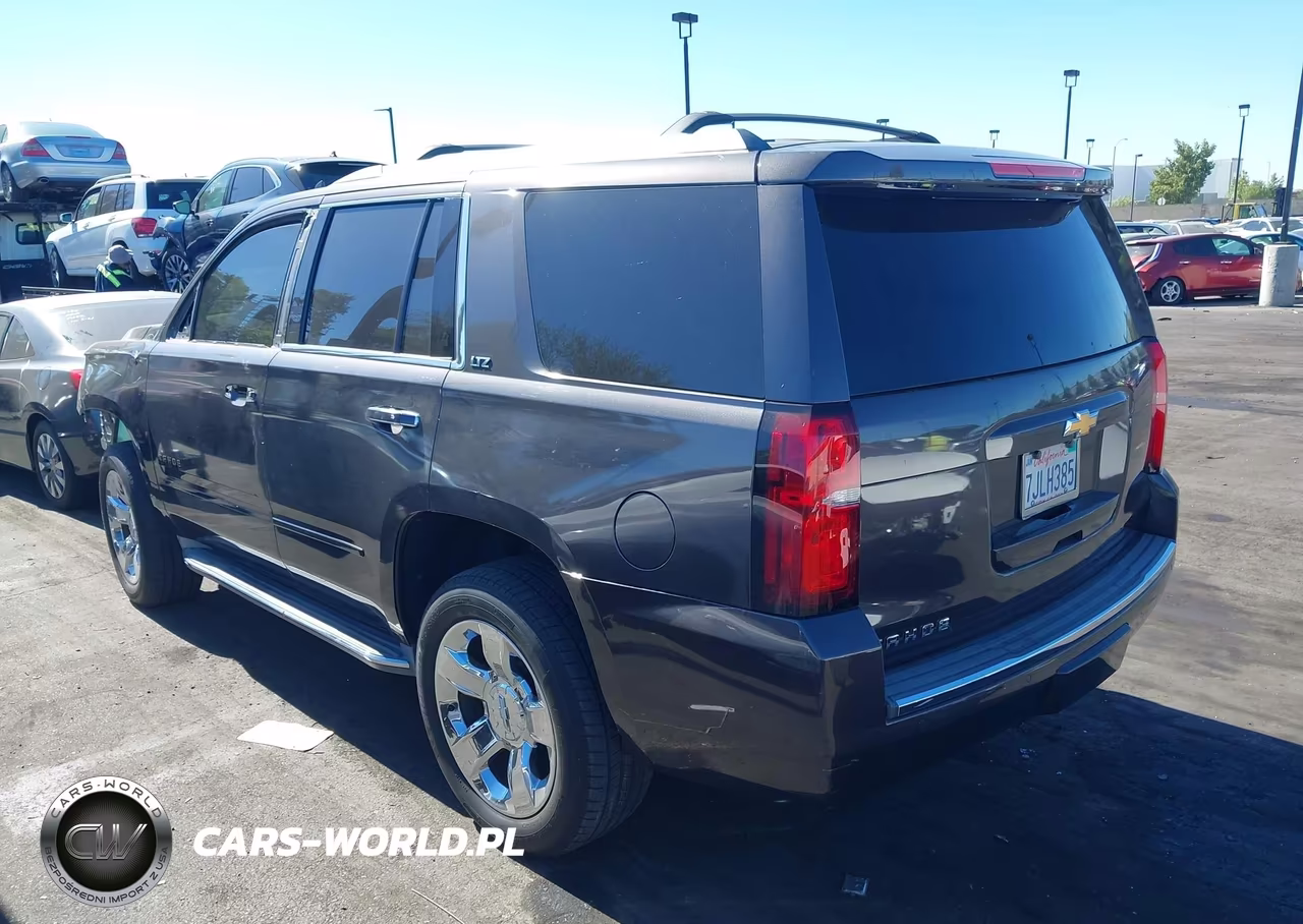 2015 Chevrolet Tahoe Ltz VIN:1GNSCCKC4FR544523 - 3