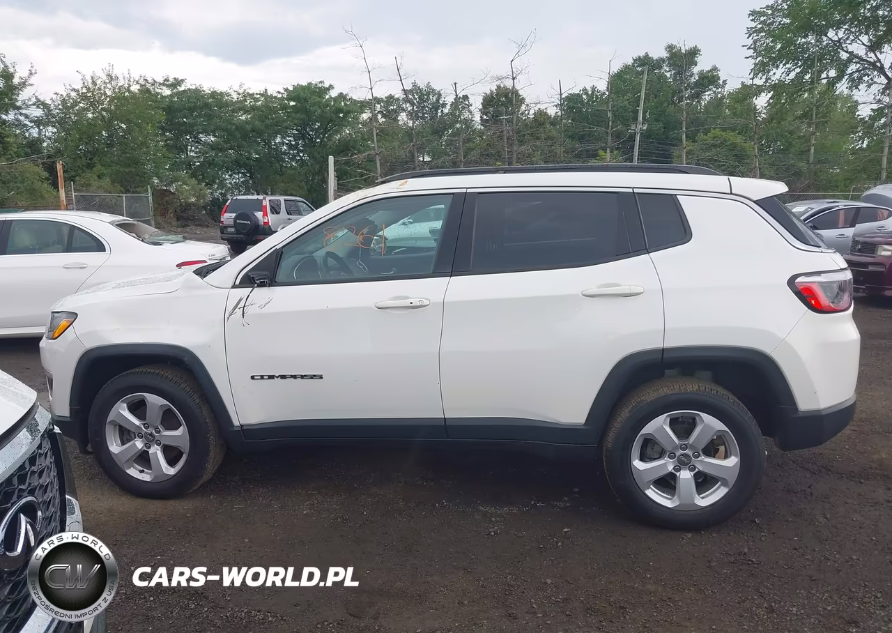 2021 Jeep Compass Latitude 4X4 VIN:3C4NJDBB9MT599000 - 14